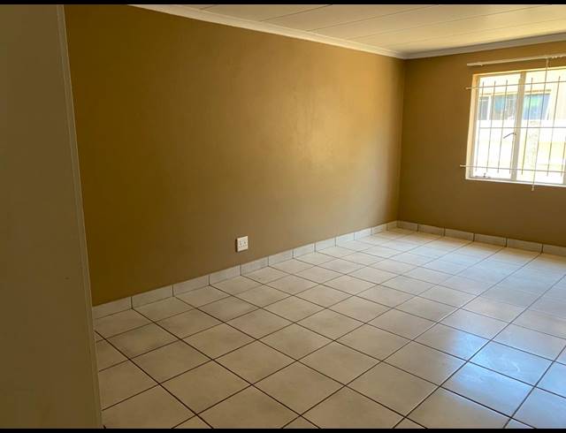 2 BEDROOM HOUSE TO LET IN BRAKPAN CENTRAL